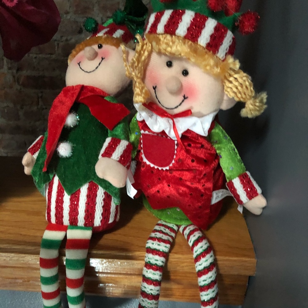 Elf Christmas decor